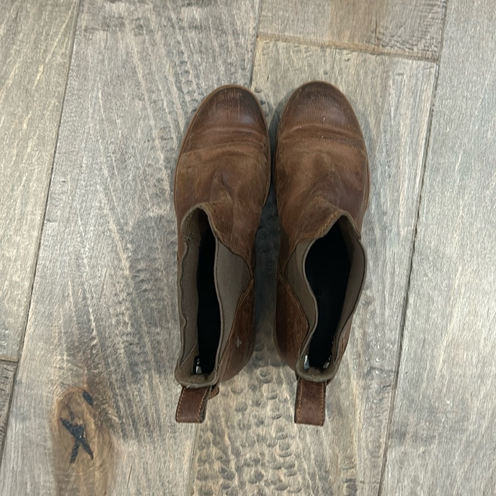 Timberland Cognac Boots size 9
